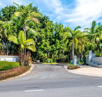 Oasis 8 Paradise at Palm Cove - Getaway Accommodation