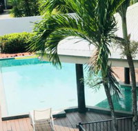 Crazy About Cairns Resort Living 6 Bedrooms - Getaway Accommodation