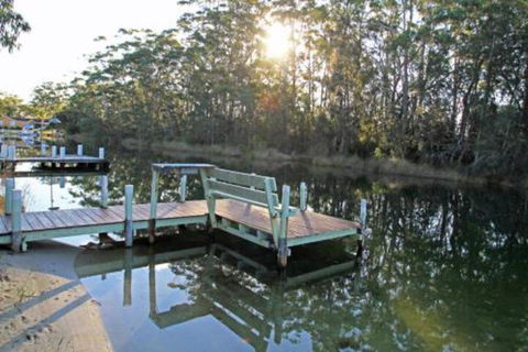 Thora Street Waterfront - Getaway Accommodation 0