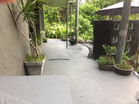 Earthship Daintree - Getaway Accommodation 2