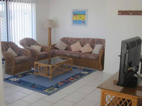Hi Surf Unit 2 92 Head Street Forster - Getaway Accommodation 5