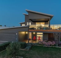 7 Boardwalk Lakeside in Cowes - Getaway Accommodation