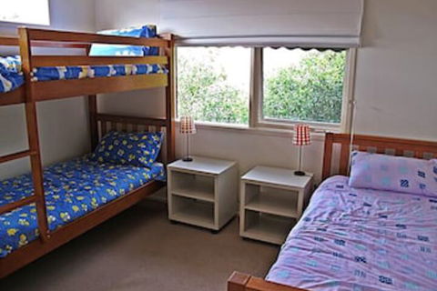 Between The Seas Pet Friendly! - Getaway Accommodation 7