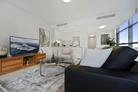 HomeHotel Walking To Trains Westfield & Cinema - Getaway Accommodation 5