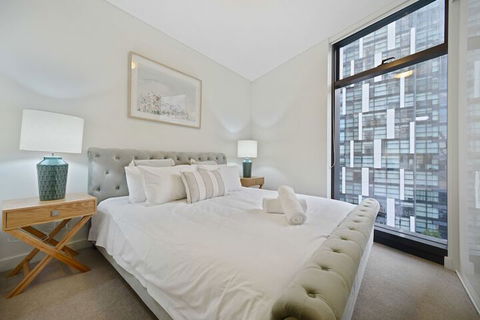 HomeHotel Walking To Trains Westfield & Cinema - Getaway Accommodation 4