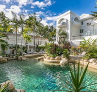 Poolside Apt. in Alamanda Beachfront Resort 62 - Getaway Accommodation