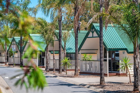 Highway 1 Caravan And Tourist Park - Getaway Accommodation 6