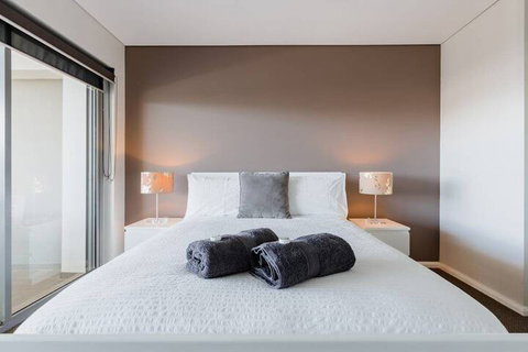 SOLARIS At Fingal Bay - Getaway Accommodation 2