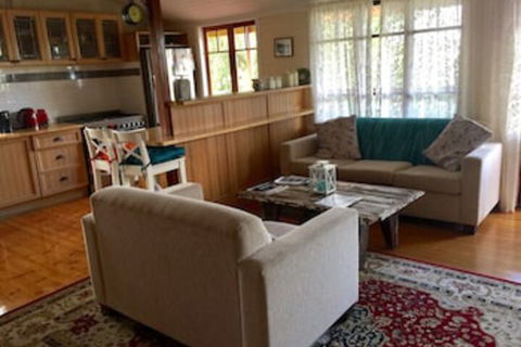 Boonah Cottage - Getaway Accommodation 0