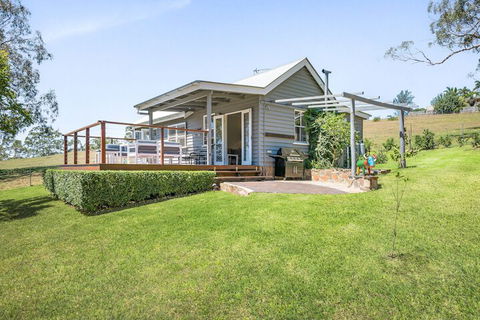 Hollow Tree Farm - Peace And Quiet On 30 Acres Right In Toowoomba - Getaway Accommodation 1