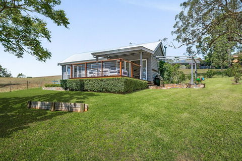 Hollow Tree Farm - Peace And Quiet On 30 Acres Right In Toowoomba - Getaway Accommodation 2