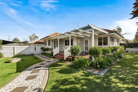 Viola House - Getaway Accommodation 0