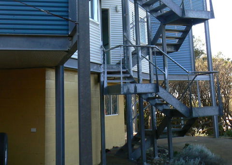Sandy Point Beach Escape - Getaway Accommodation 2