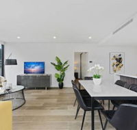 HomeHotel Luxury  Contemporary Apt - Getaway Accommodation