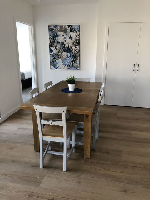 Q Squared Serviced Apartments - Getaway Accommodation 4