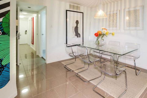 North Shore Towers - Getaway Accommodation 3