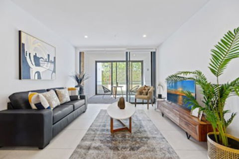 HomeHotel New & Walking To Shopping Super Clean - Getaway Accommodation 0