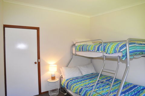 Inlet Dreaming Free Wifi - Getaway Accommodation 2