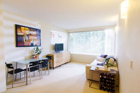 Cozy Apartment In Waverton - Getaway Accommodation 2