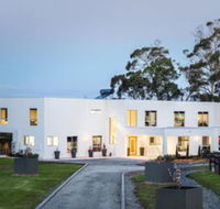 Paradise Point Tamar Valley Residence with Pool - Getaway Accommodation