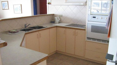 QUAYS 6 - Getaway Accommodation 4