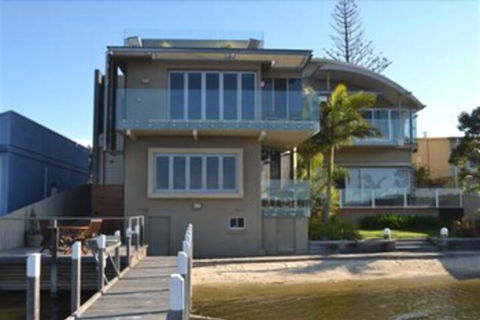 Bancroft Views Apartments - Getaway Accommodation 0