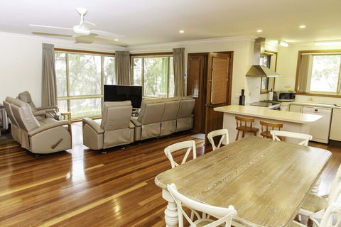 Highland View - Getaway Accommodation 6