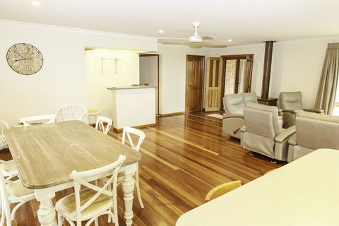 Highland View - Getaway Accommodation 5