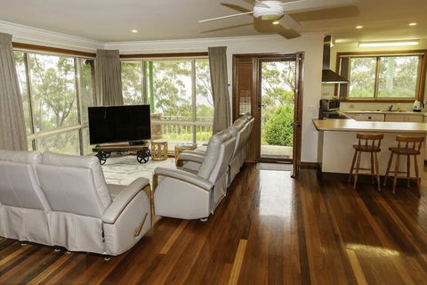 Highland View - Getaway Accommodation 3