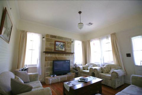 Singletons Retreat - Getaway Accommodation 2