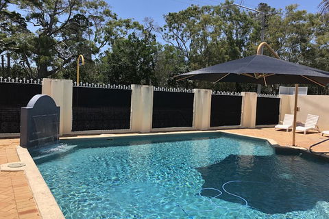 Hervey Bay Motel - Getaway Accommodation 2