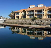 The Marina Hotel - Getaway Accommodation