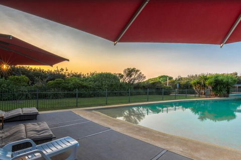 Serenity Diamond Beach - Getaway Accommodation 4