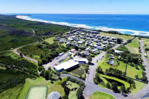 Serenity Diamond Beach - Getaway Accommodation 0