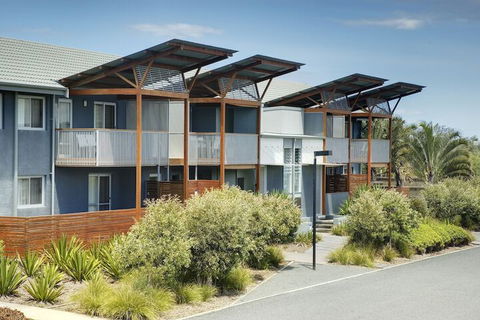 Serenity Diamond Beach - Getaway Accommodation 1