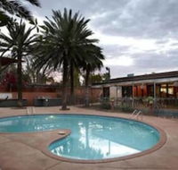 Seasons Hotel Newman - Getaway Accommodation