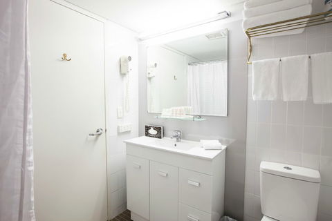 Metro Hotel Marlow Sydney Central - Getaway Accommodation 6