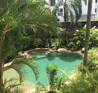 Villa Vaucluse Apartments of Cairns - Getaway Accommodation