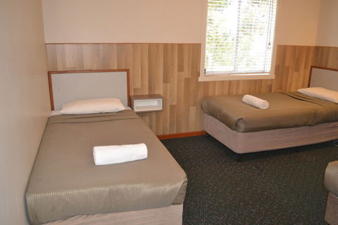 Hobart Tower Motel - Getaway Accommodation 5