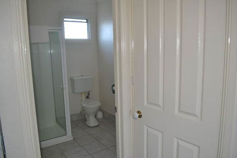 Hobart Tower Motel - Getaway Accommodation 7