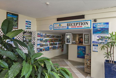 Macrossan House - Getaway Accommodation 4