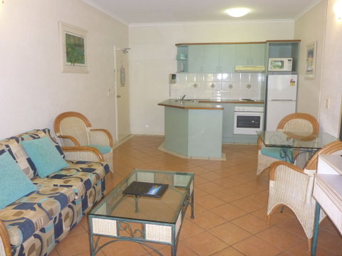 Palm Cove Tropic Apartments - Getaway Accommodation 3