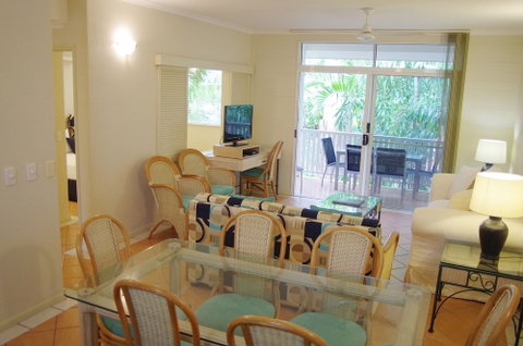Palm Cove Tropic Apartments - Getaway Accommodation 1