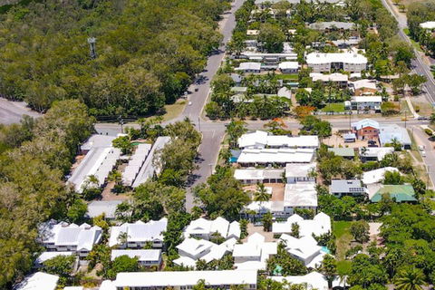 Lychee Tree Holiday Apartments - Getaway Accommodation 2