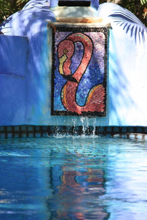 Pink Flamingo Resort - Getaway Accommodation 2