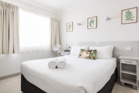 Hibiscus Motel - Getaway Accommodation 0