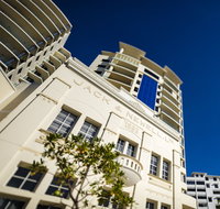 Jack  Newell Holiday Apartments - Getaway Accommodation