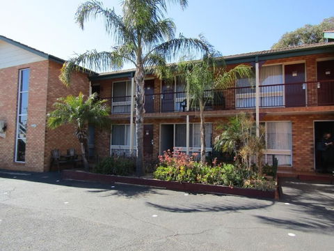 Homestead Motel - Getaway Accommodation 0