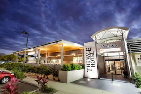 Vale Hotel - Getaway Accommodation 0