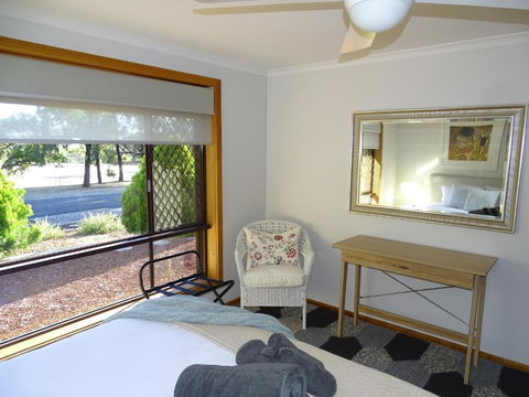 3 Pears On The Park McLaren Vale - Getaway Accommodation 5